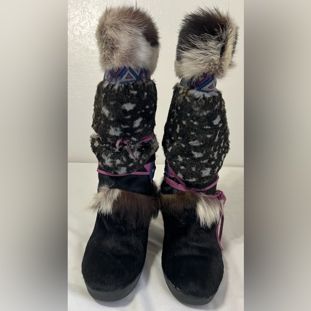 Vintage Tecnica Italian Fur Boots Après Ski Lodge Mukluk Style Rubber Sole